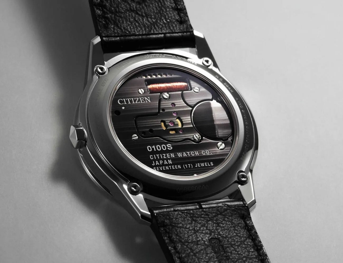 Citizen-Caliber-0100-Gear-Patrol-Ambiance