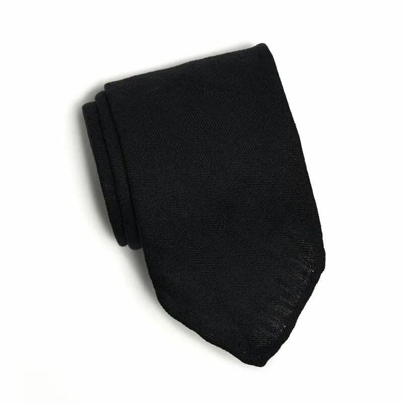 Drakes-Ties-gear-patrol-Navy-Textured