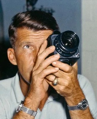Wally-Schirra-Hass-Offset