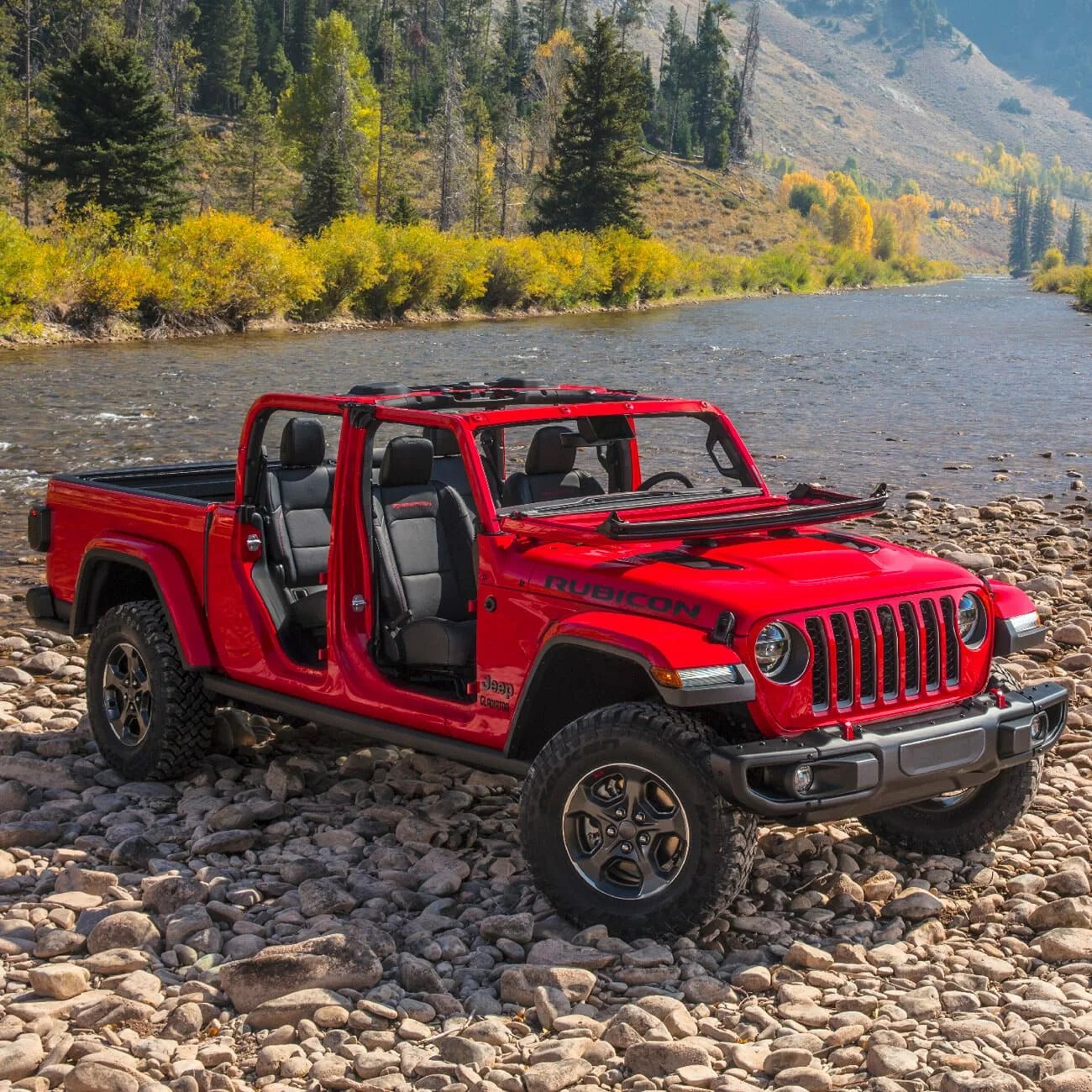 2020-Jeep-Gladiator-gear-patrol