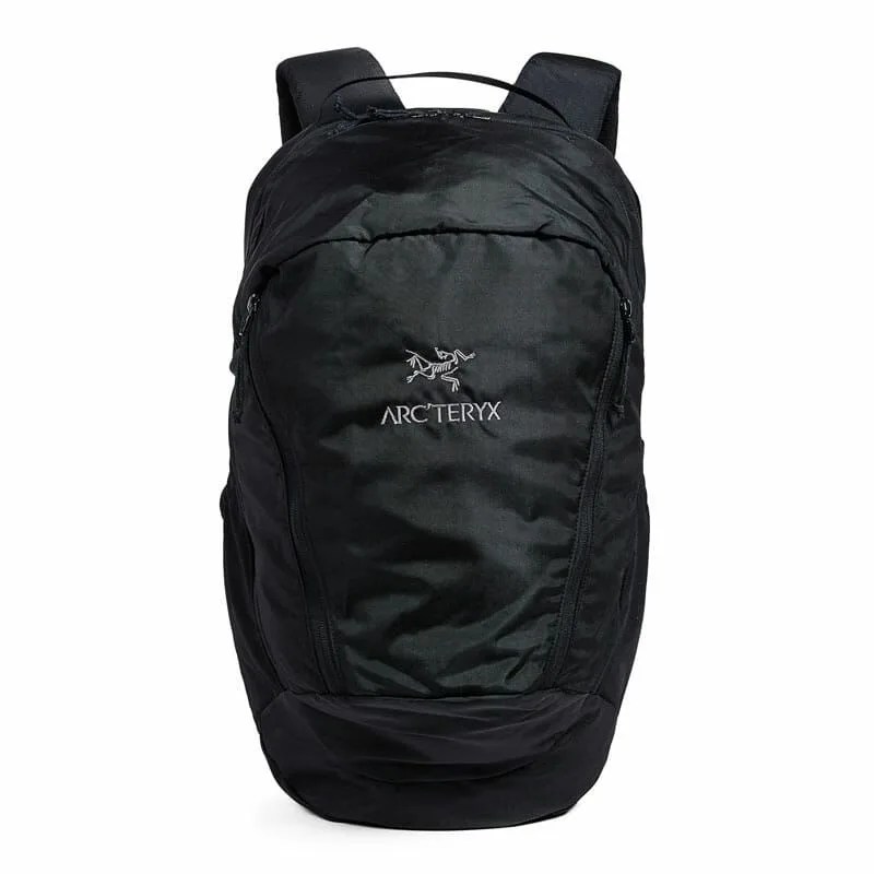 East-Dane-Arc’Teryx-Sale-gear-patrol-mantis