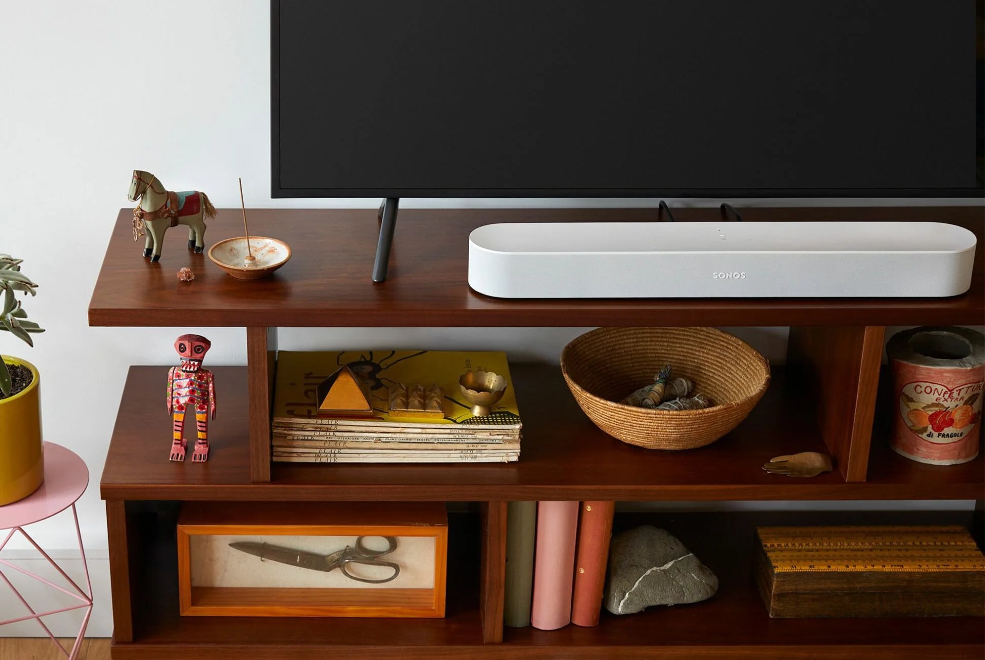 Google-Assistant-x-Sonos-gear-patrol-lead-full