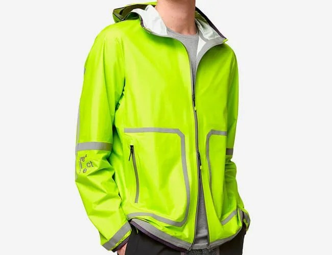 Lululemon-Yoga-Collection-gear-patrol-lead-feature
