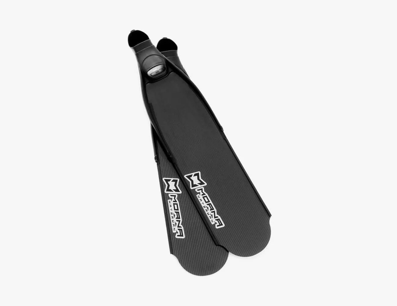 Moana-Carbon-Fiber-Hybrid-Blades-Gear-Patrol