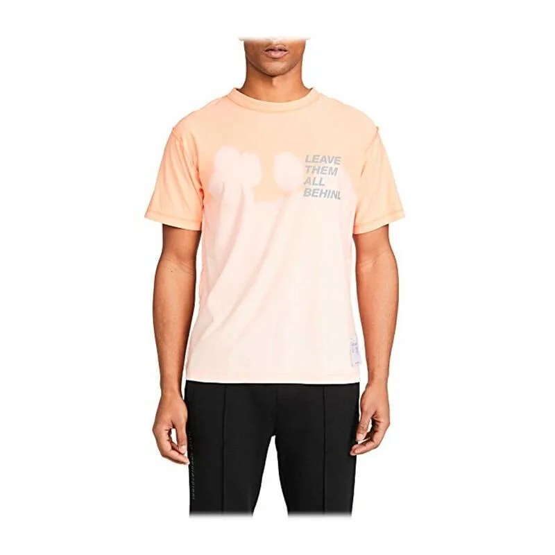 Satisfy-Reverse-Tee-gear-patrol