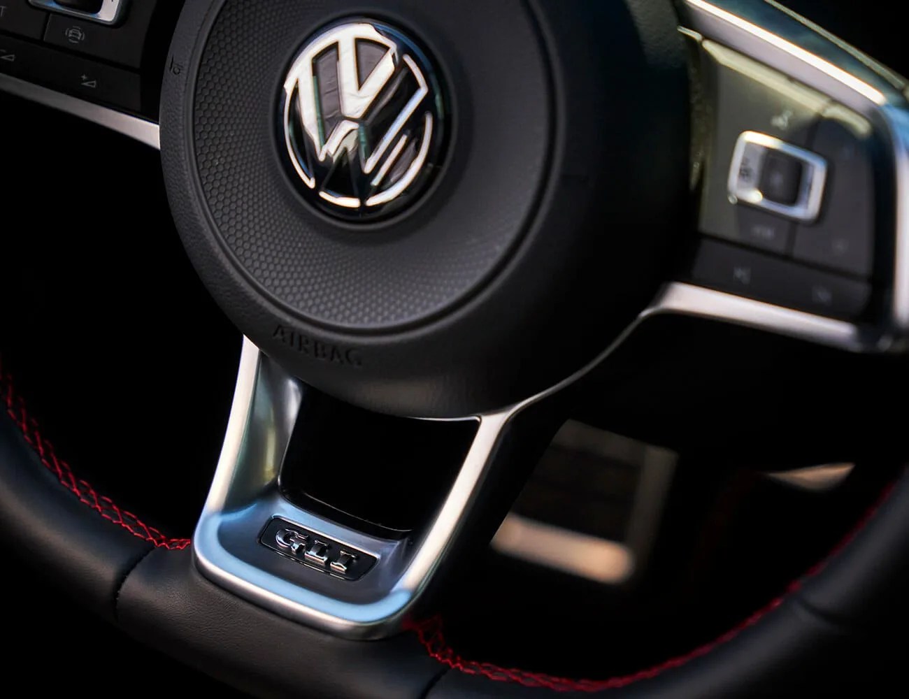 VW-Jetta-GLI-Review-gear-patrol-ambiance-2