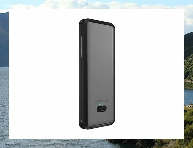 10-Ways-to-Help-Your-Dad-Update-His-EDC-gear-patrol-powerbank