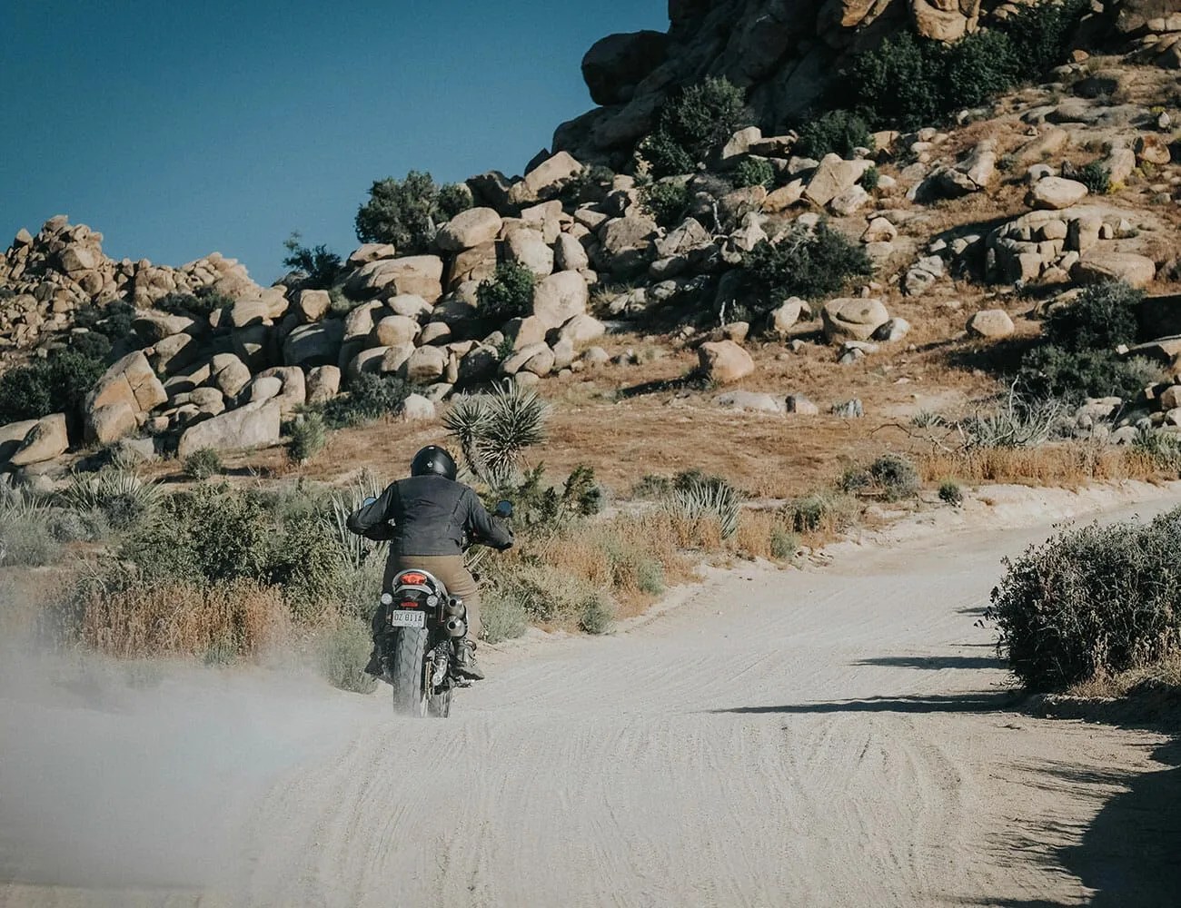 2019-Triumph-Scrambler-1200-XE-Review-Gear-Patrol-ambience-4