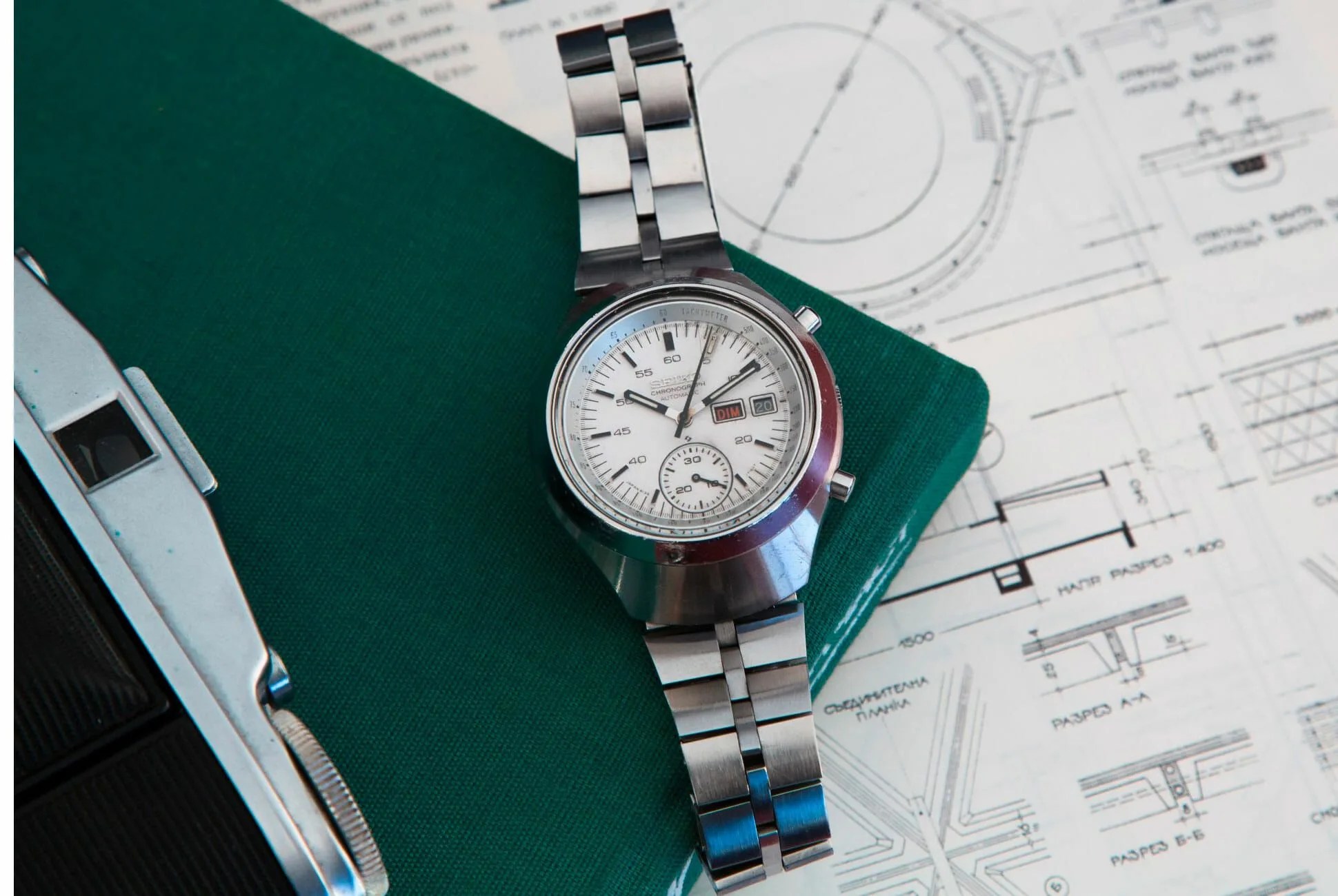 3-Affordable-Made-in-Japan-Vintage-Watches-gear-patrol-lead-full