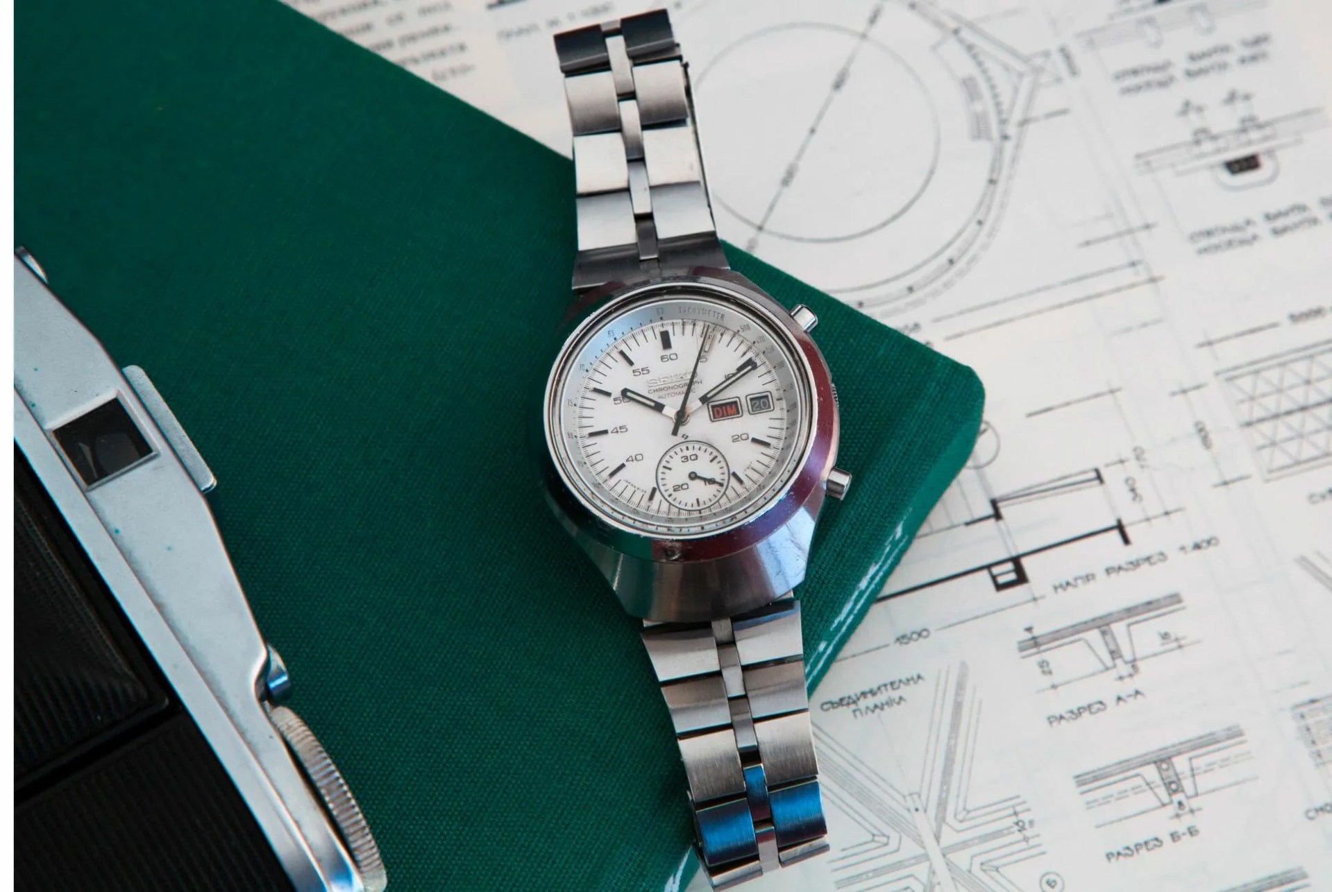 3-Affordable-Made-in-Japan-Vintage-Watches-gear-patrol-lead-full