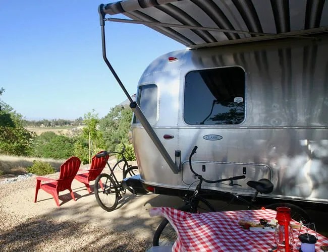 Airstream-Classic-33-Foot-Review-gear-patrol-lead-featured