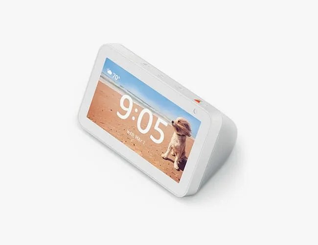 Amazon-Echo-Show-gear-patrol-feature