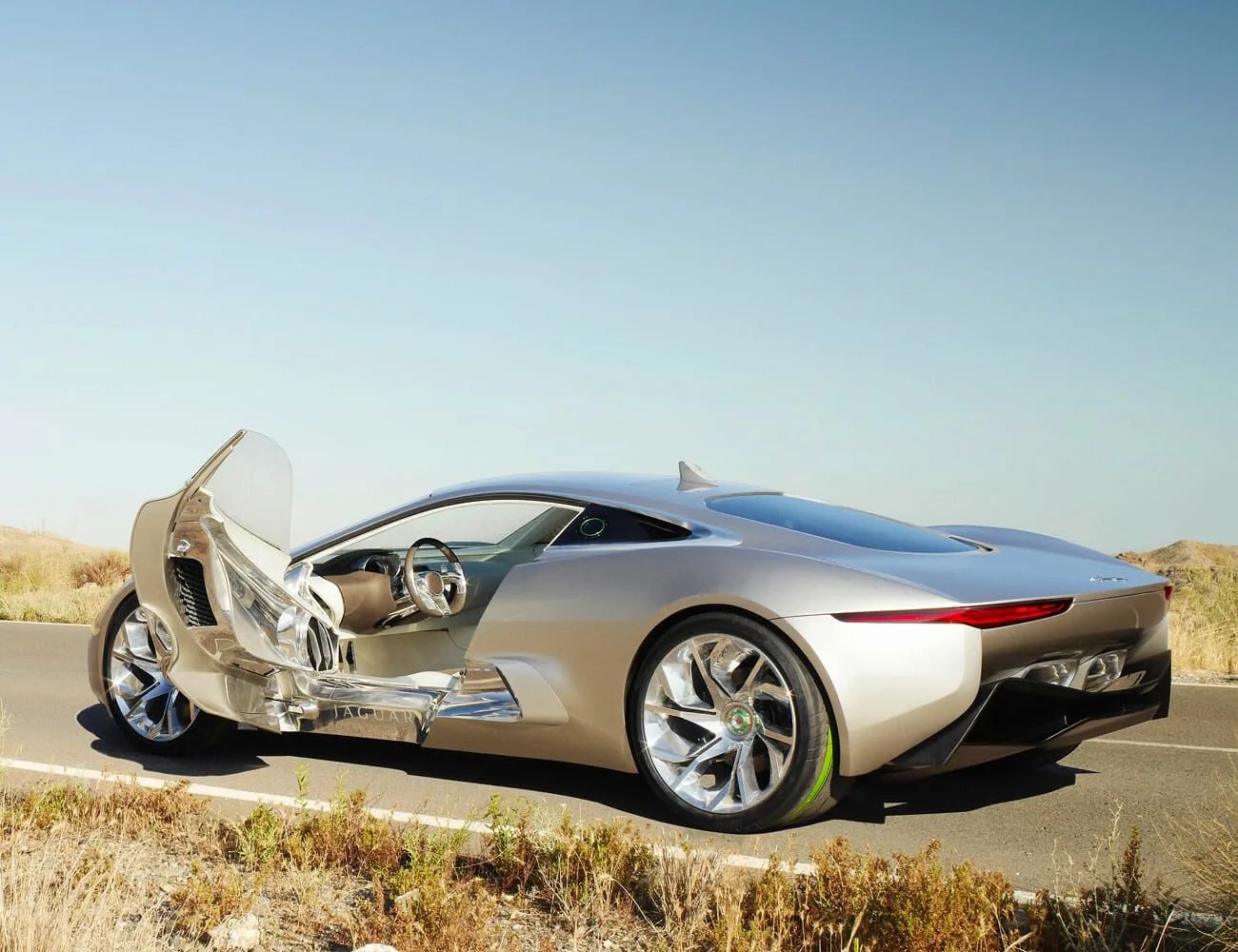 Jaguar-C-X75-gear-patrol