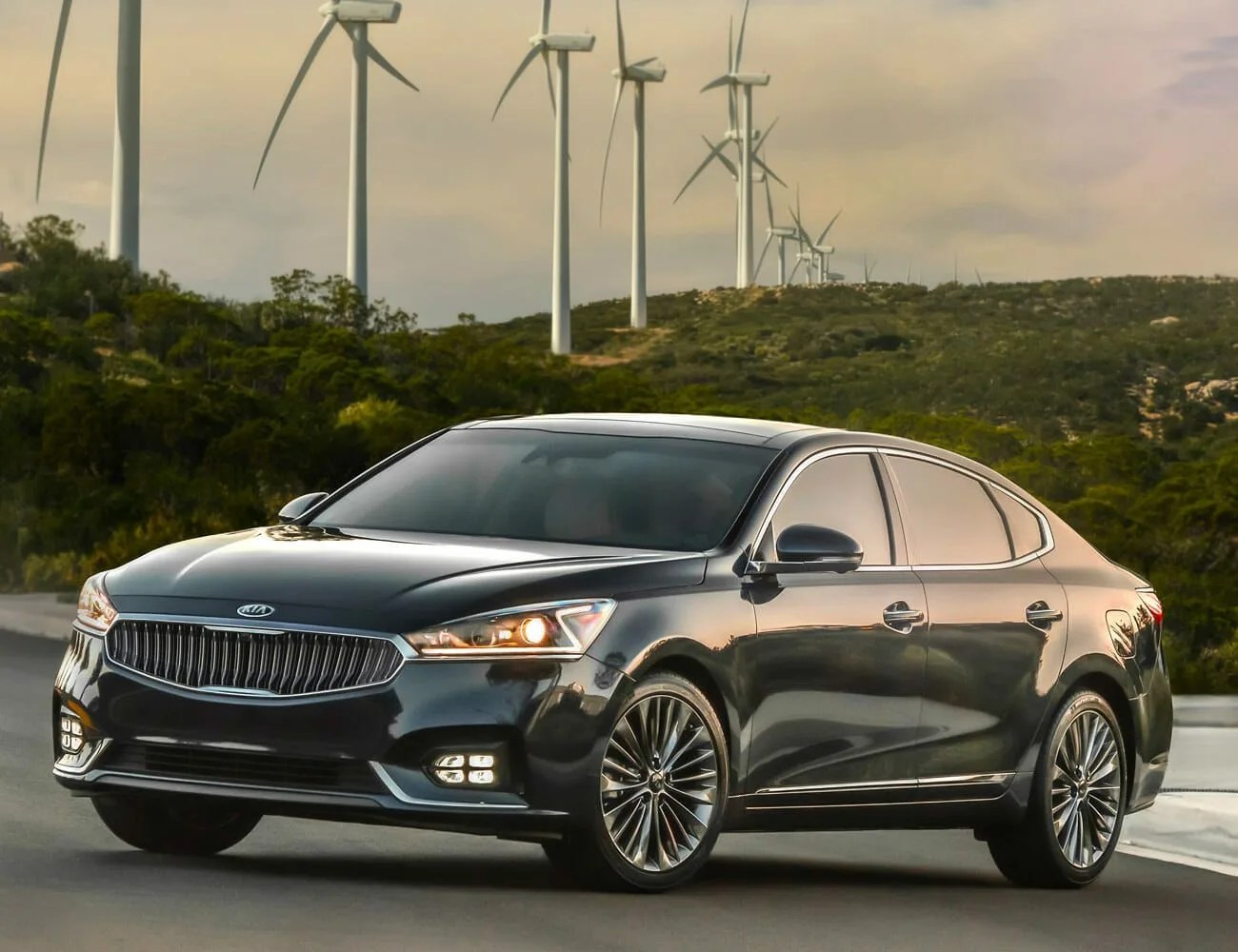 Kia-Cadenza-gear-patrol
