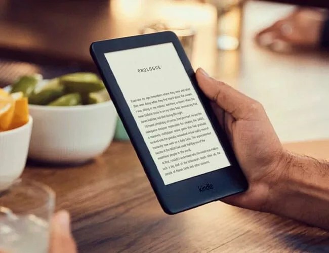 Kindle-Front-Light-Gear-Patrol-Feature