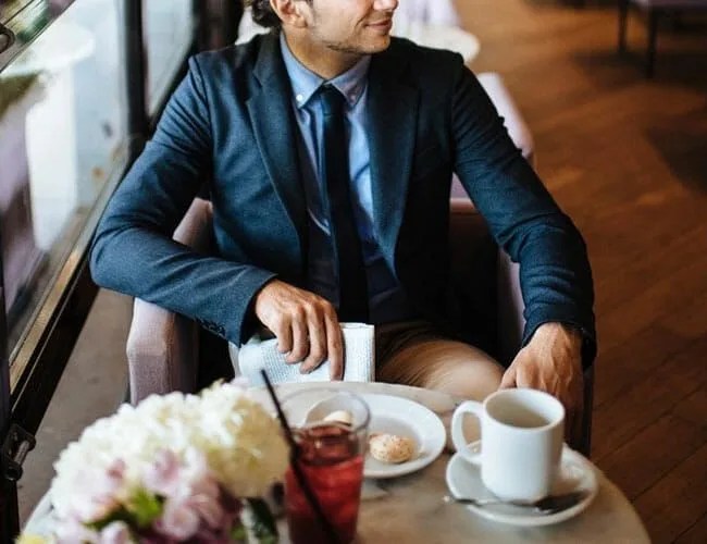 Most-Travel-Clothes-Suck-This-Blazer-is-a-Welcome-Exception-Gear-Patrol-Feature