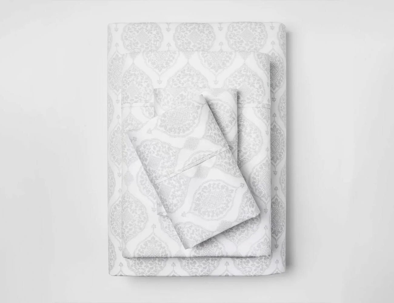Target-Threshold-400-Thread-Count-Printed-Performance-Sheet-Set-Gear-Patrol
