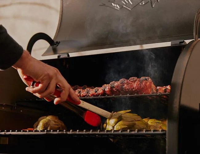 Traeger-Texas-Elite-Gear-Patrol-Feature