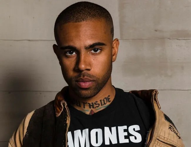 Vic-Mensa-Shopping-Cart-gear-patrol-feature