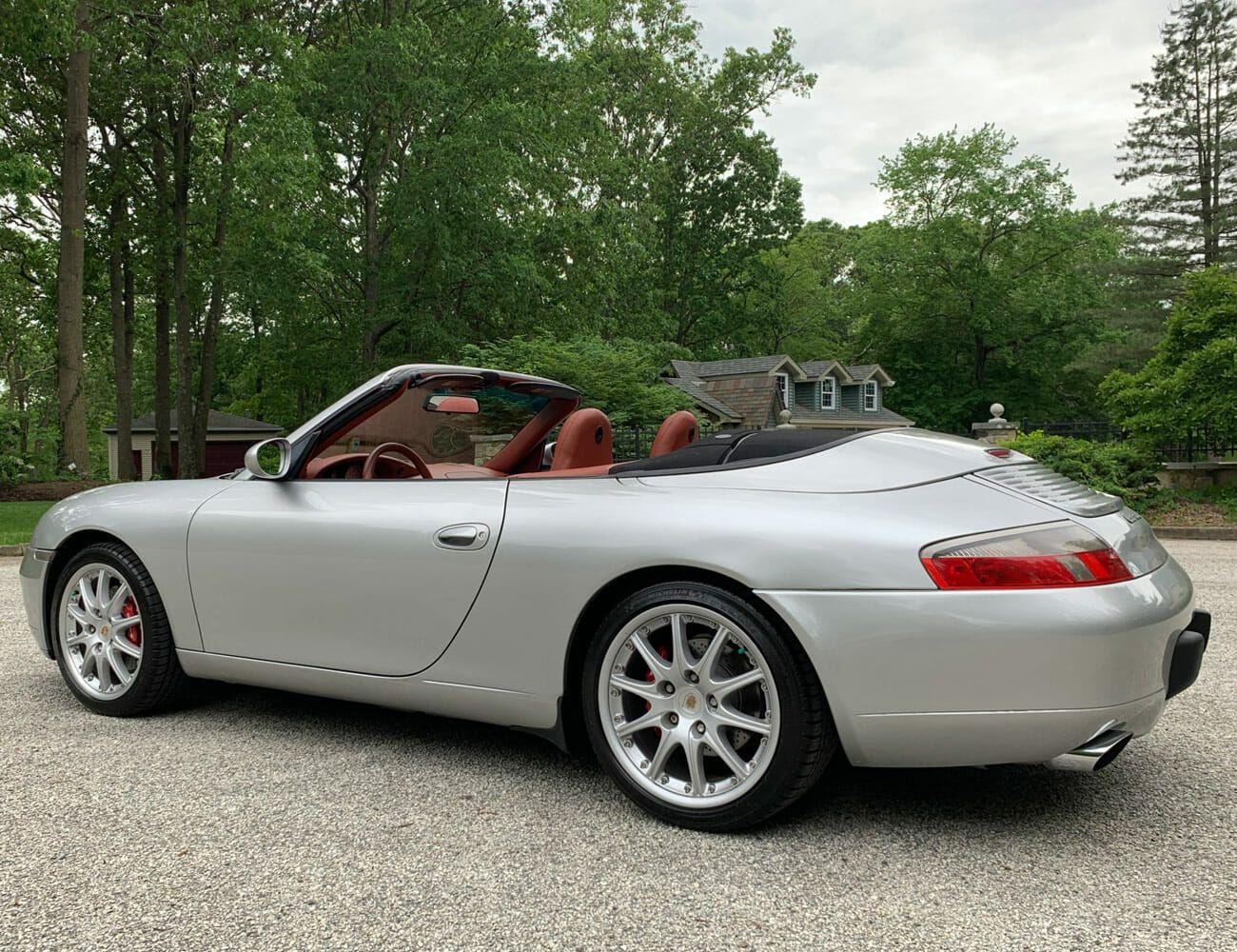 2000-Porsche-Carrera-911-Cab-gear-patrol