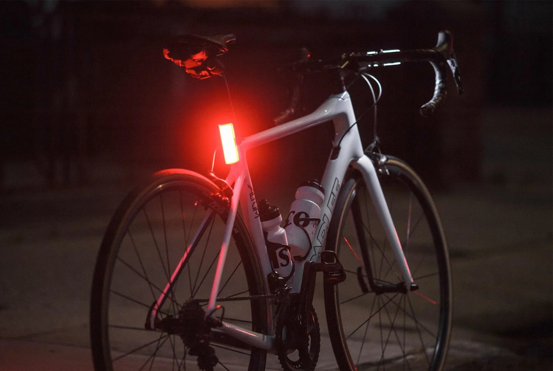 Best-Bicycle-Commuter-Lights-2019-gear-patrol-lead-full