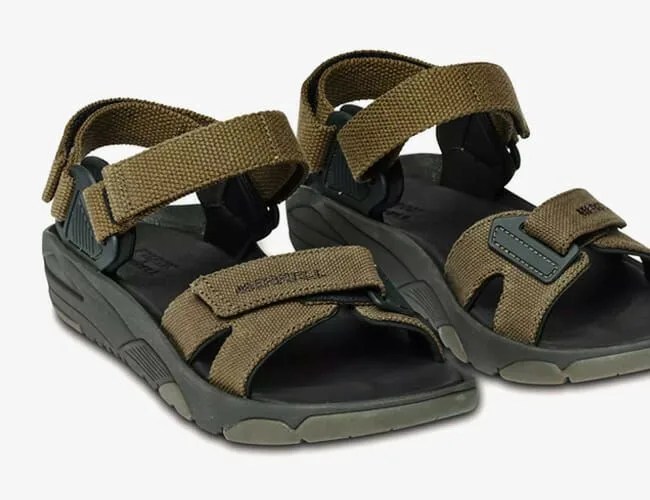 Filson-x-Merrell-Convert-Sandal-gear-patrol-lead-feature-v2