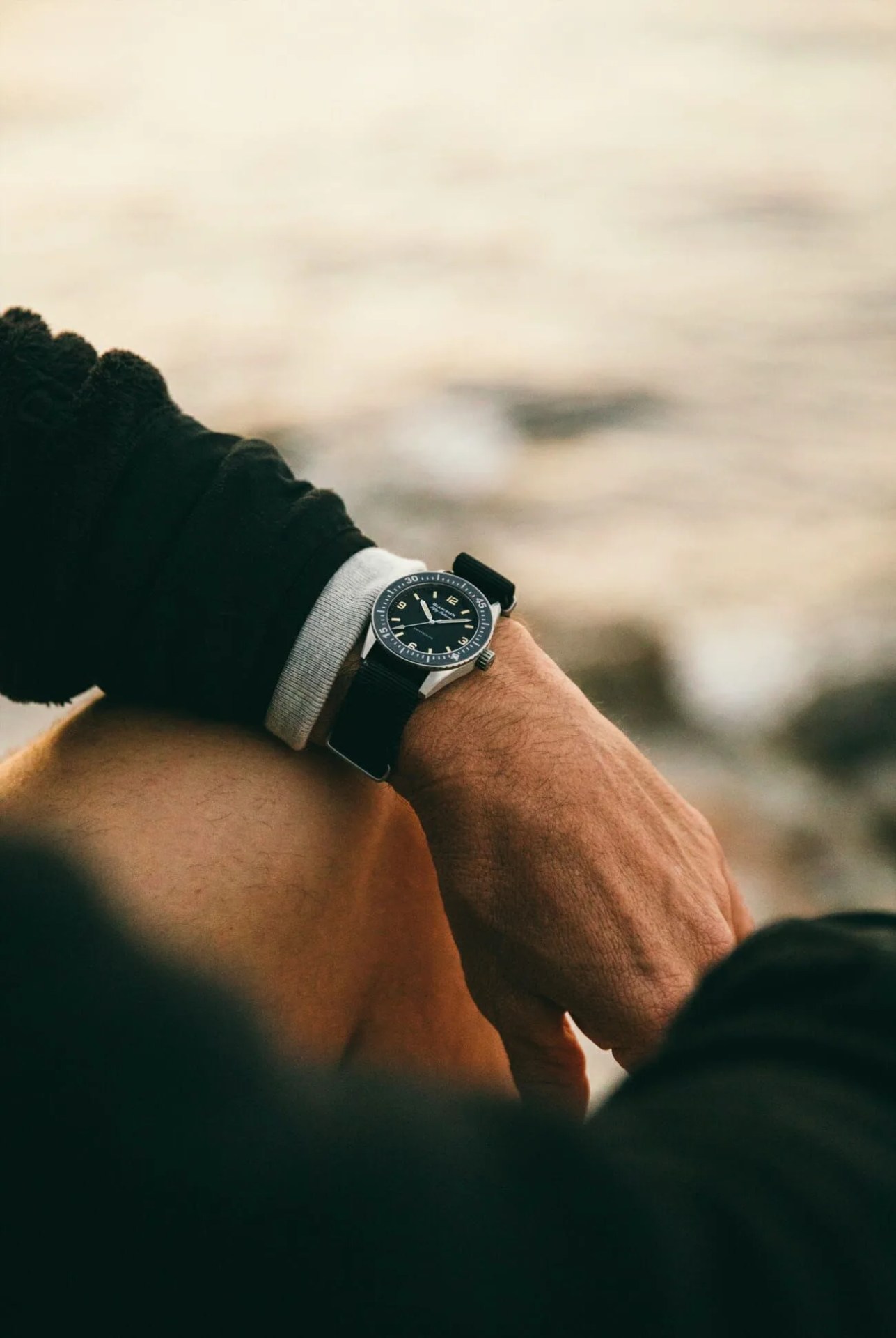 HODINKEE–X-Blancpain-LE-gear-patrol-body-01