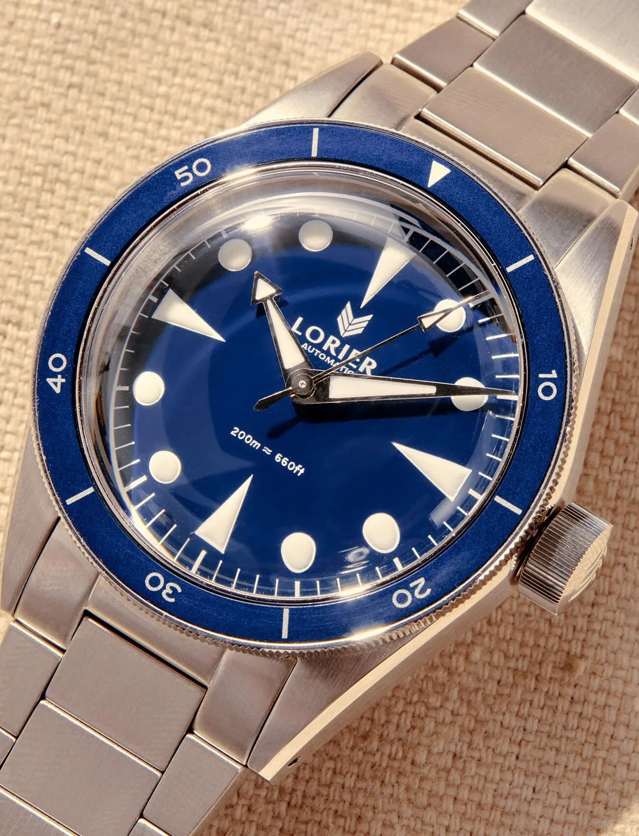 Lorier-Watches-Review-gear-patrol-ambiance-2