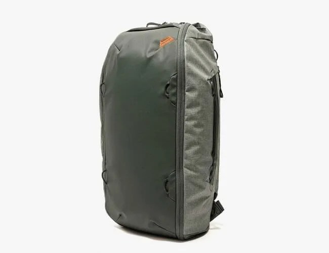 Peak-Design-TRAVEL-DUFFELPACK-65L-gear-patrol-feature