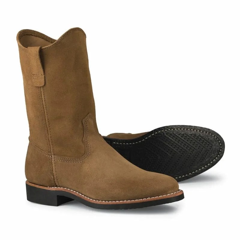 Red-Wing-Pecos-Brown-gear-patrol