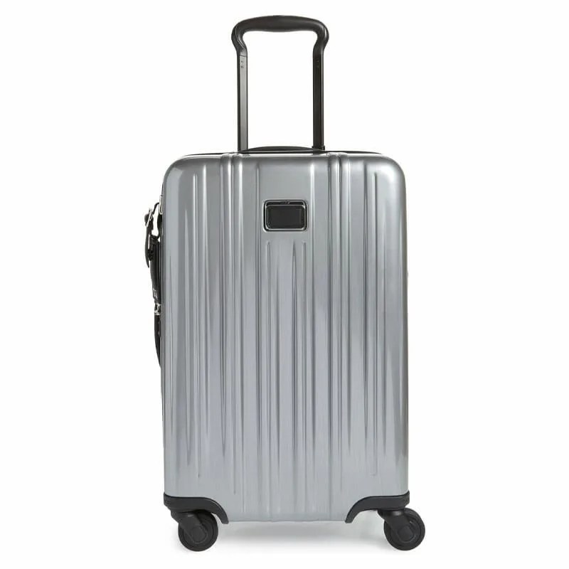 Tumi-V3-International-22-Inch-Gear-Patrol