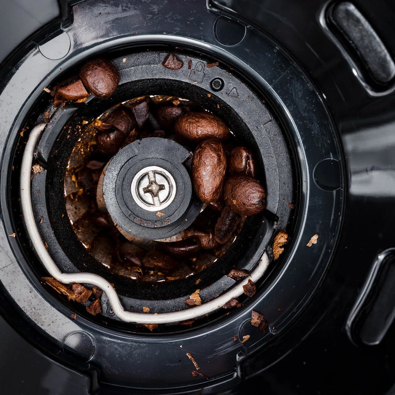 oxo-burr-grinder-gear-patrol-steps-03