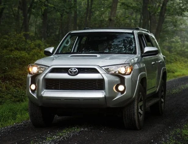 Best-SUVs-to-Buy-in-2018-Under-50-000-gear-patrol-lead-feature