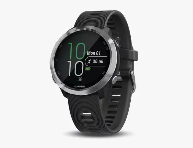 Complete-Guide-to-Garmin-Running-Watches-gear-patrol-forerunner-645-2