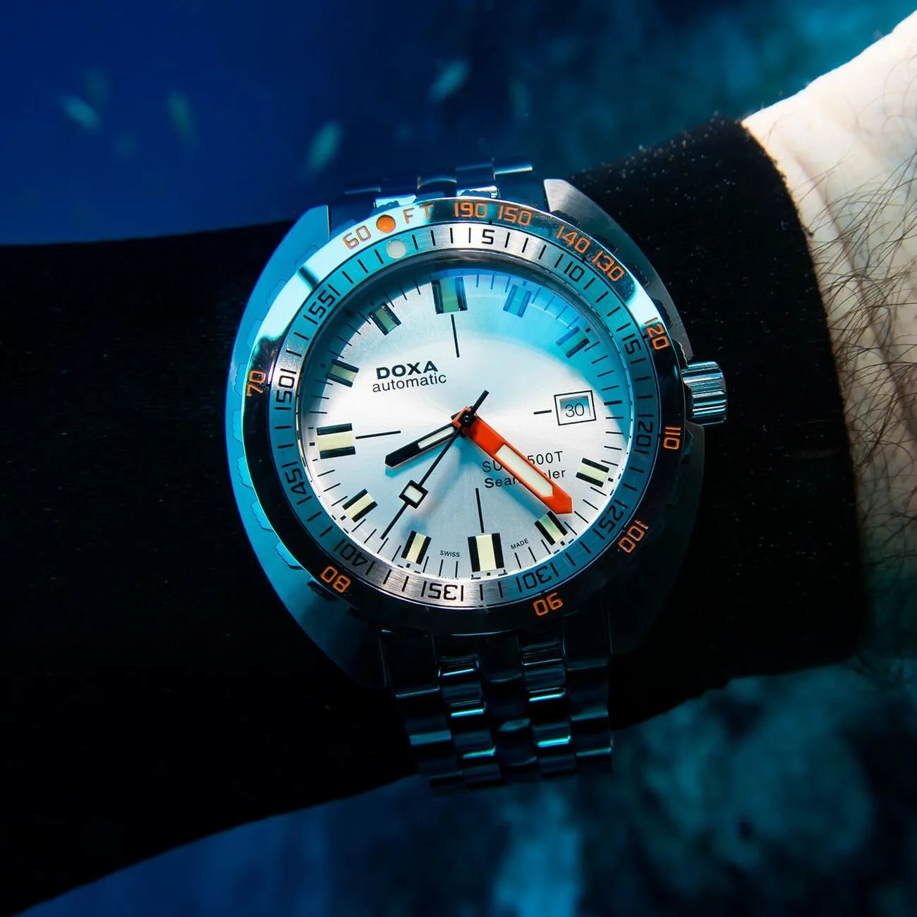 Diving-With-Doxa-Watches-in-Bonaire-gear-patrol-sub-1500T-2