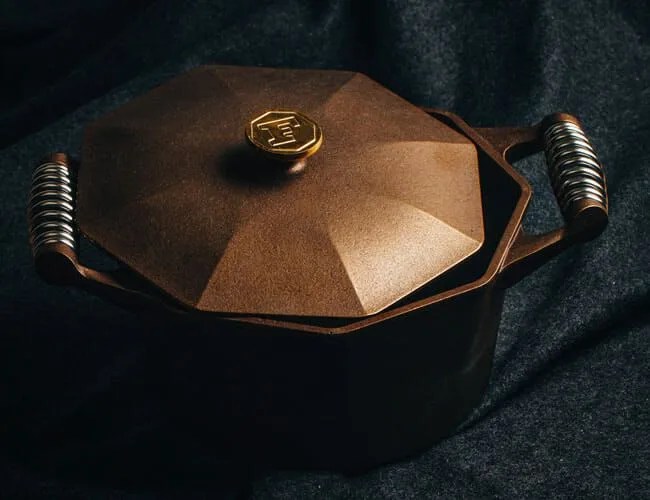 Finex-Dutch-Oven-Review-Gear-Patrol-Lead-Featured