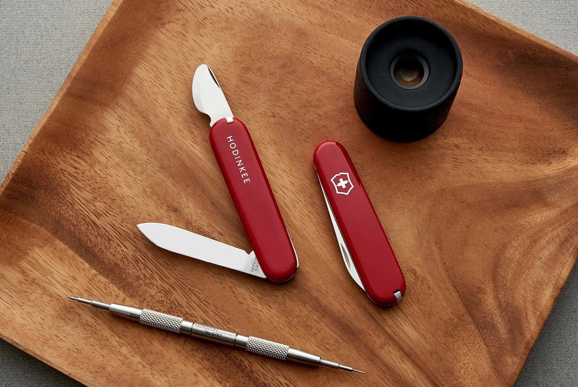 Hodinkee-Victorinox-Gear-Patrol-Lead-Full