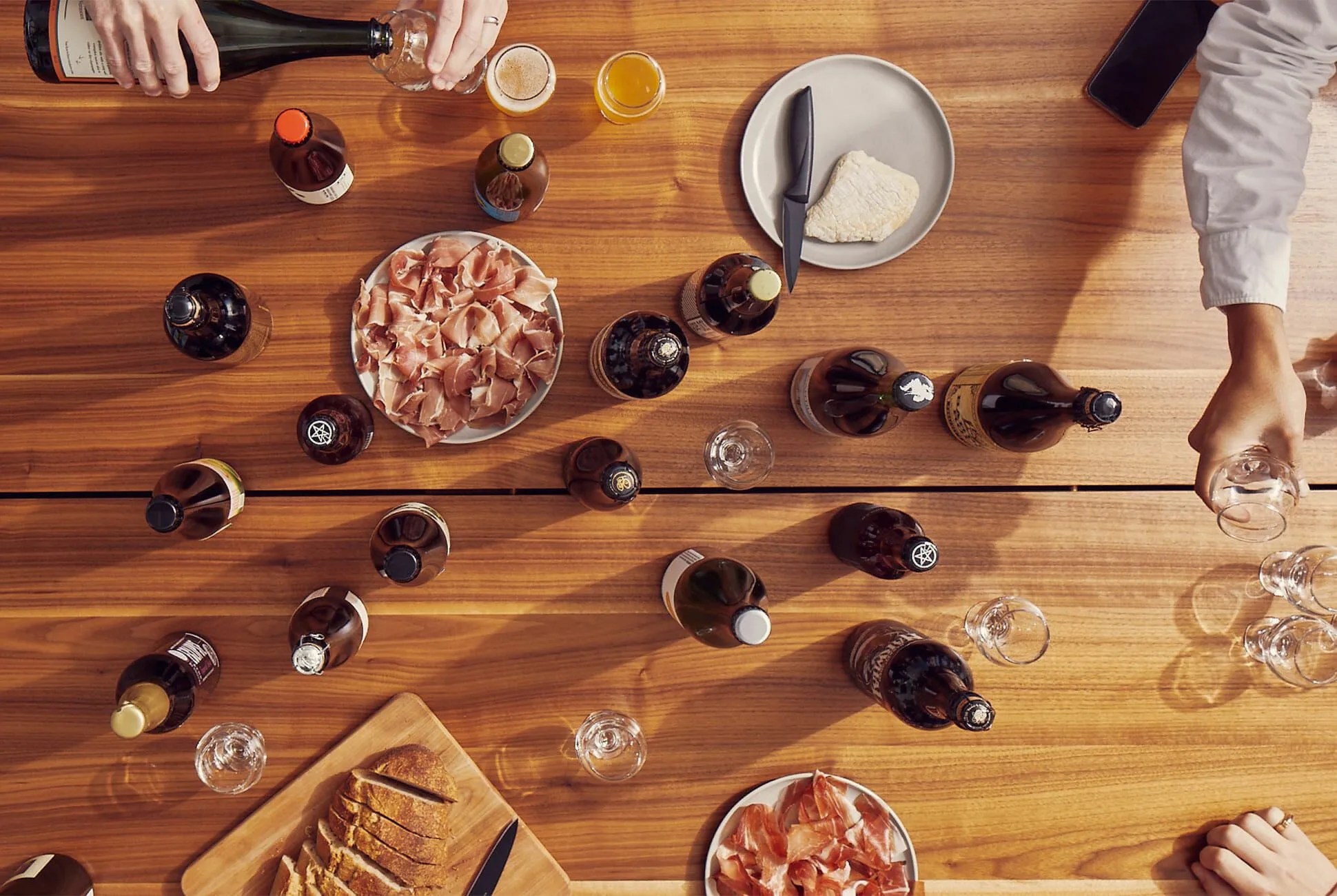 How-To-Host-A-Bottle-Share-Gear-Patrol-lead-full