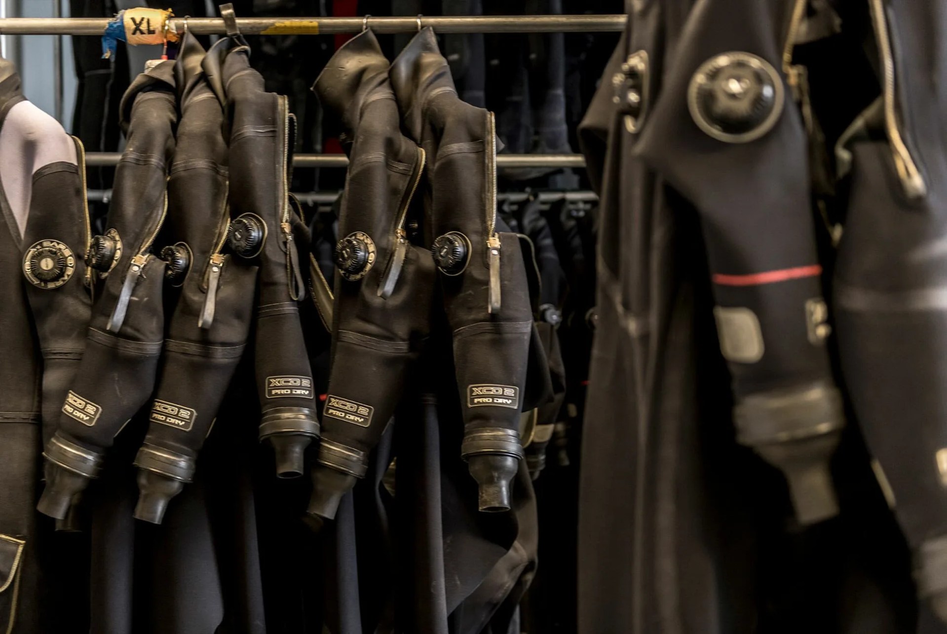 Iceland-May-Have-the-Most-Unique-Diving-in-the-World-Gear-Patrol-inline-4