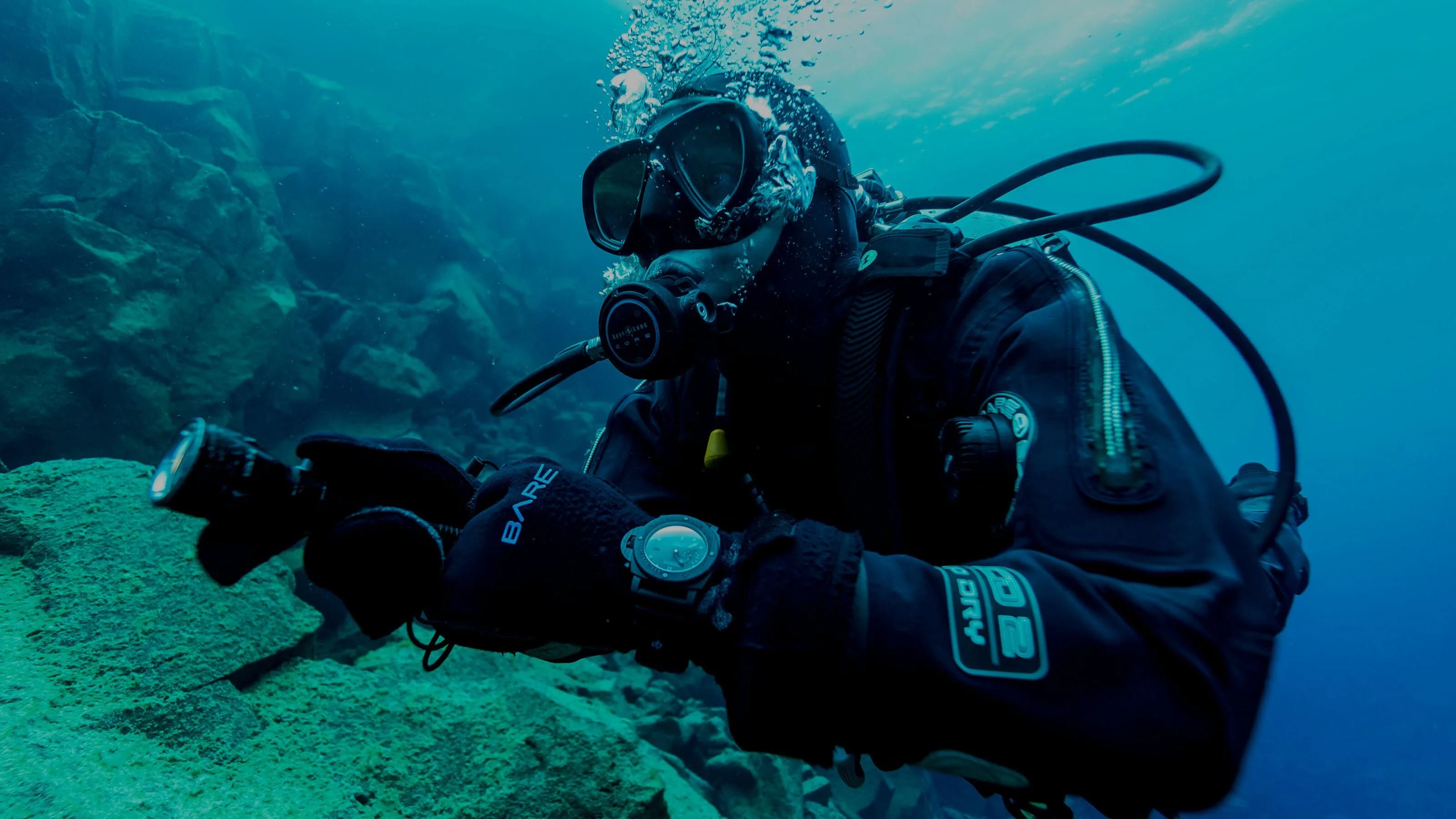 Iceland-May-Have-the-Most-Unique-Diving-in-the-World-Gear-Patrol-lead-full-v3
