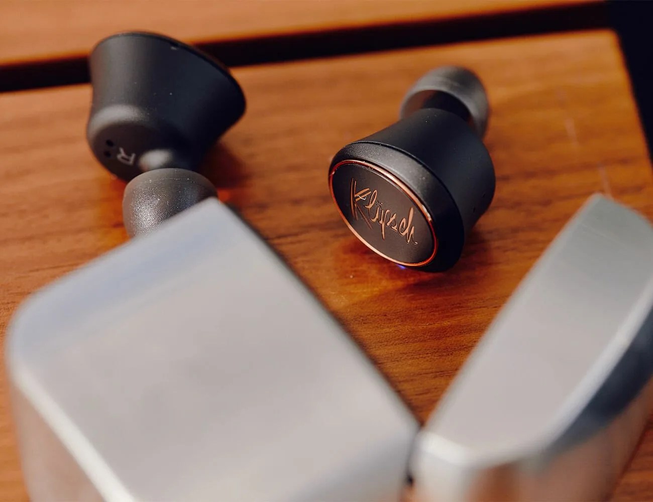 Klipsch-Wireless-Earbuds-Gear-Patrol-inline