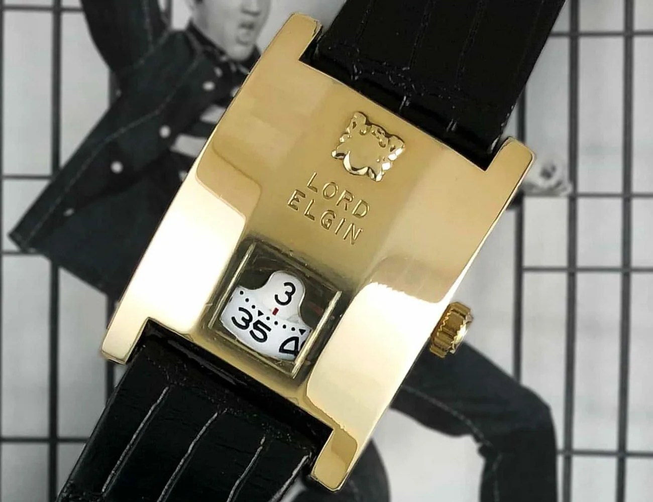 Lord-Elgin-Direct-Reader-Jump-Hour-gear-patrol