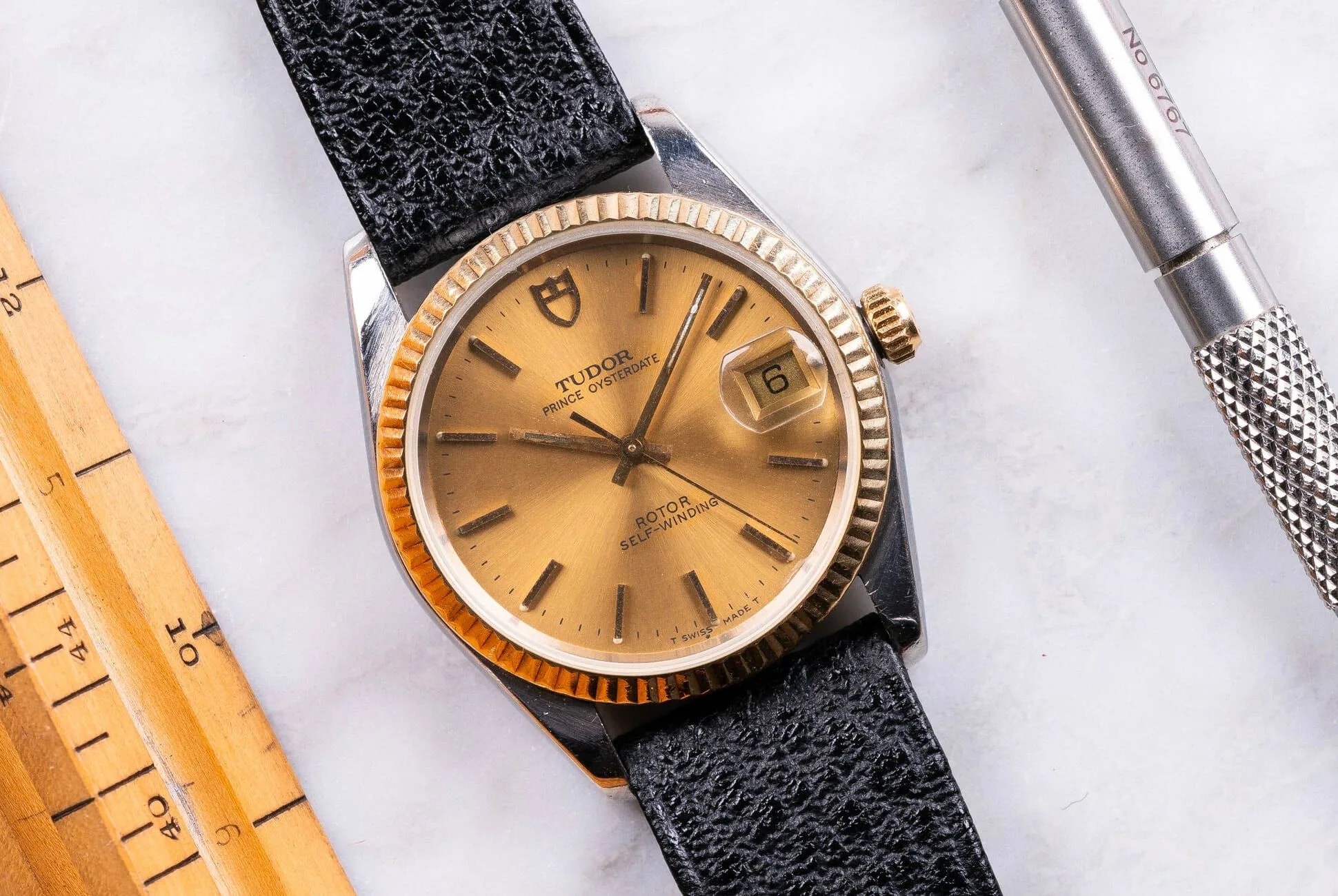 These-3-Vintage-Dress-Watches-Are-Perfectly-Sized-gear-patrol-lead-full