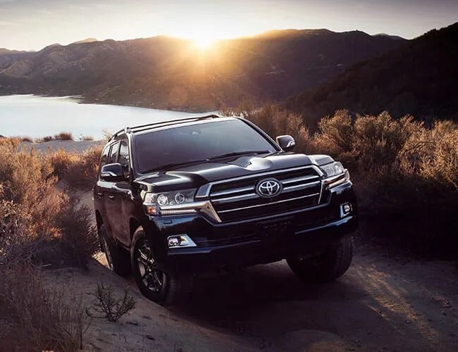 Toyota-Land-Cruiser-Heritage-Edition-gear-patrol-lead-feature