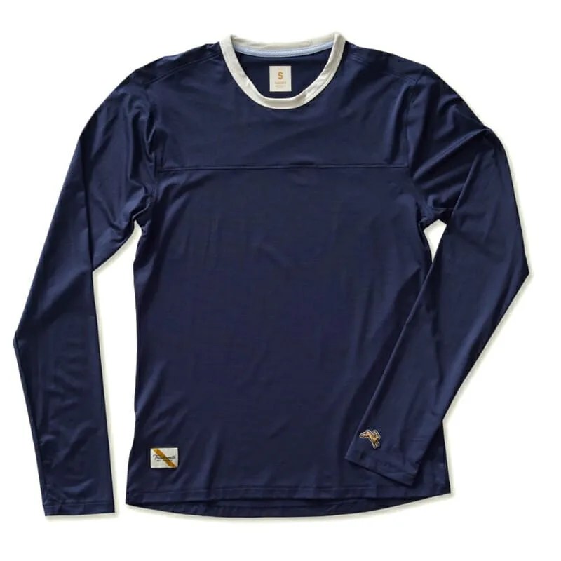 Tracksmith-Sale-gear-patrol-long-sleeve