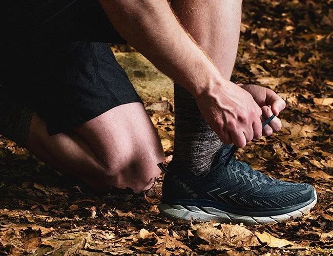 best-trail-running-shoes-2018-gear-patrol-feature