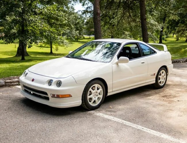 1997-Acura-Integra-gear-patrol-feature
