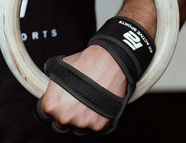 7-Best-Weightlifting-Gloves-gear-patrol-lead-featured