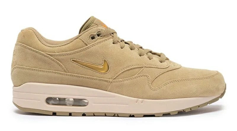 Airmax-Sale-gear-patrol-tan