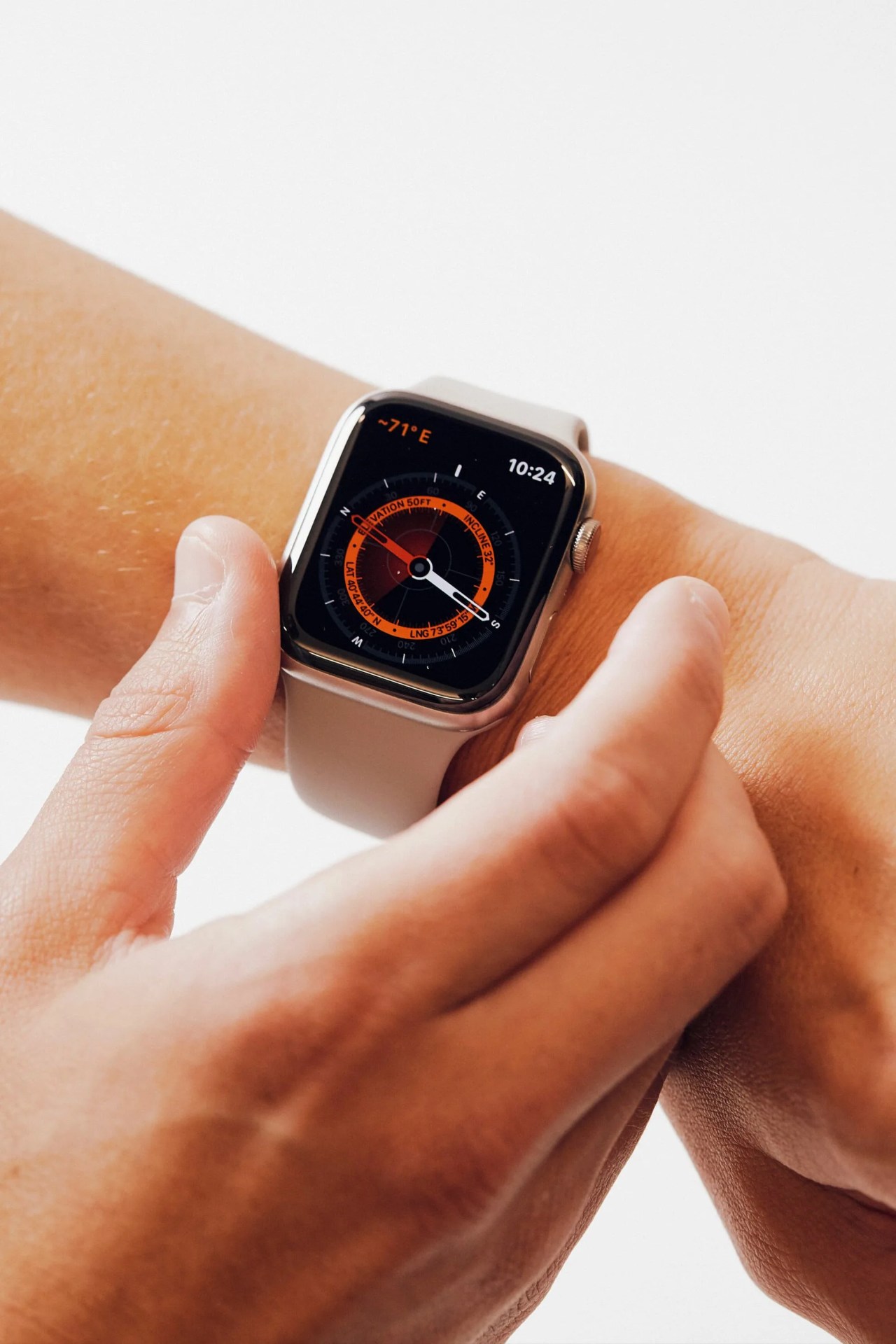 Apple-Watch-Series-5-Review-Gear-Patrol-Inline-1
